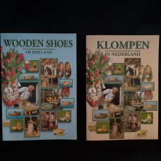 Voortdurende dramatisch microfoon Klompen in Nederland / Wooden shoes of Holland - Boeken - Online shoppen  bij VVV De Peel