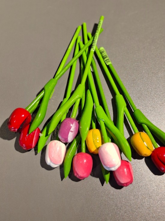 Kleine houten tulp 18 cm