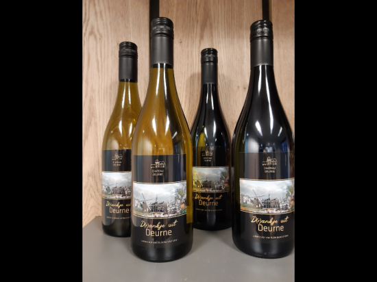 Wijn uit deurne wit en rood